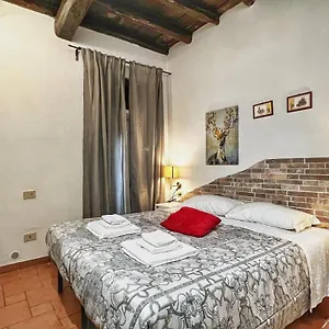 Apartment Vicolo Del Bologna, Rome